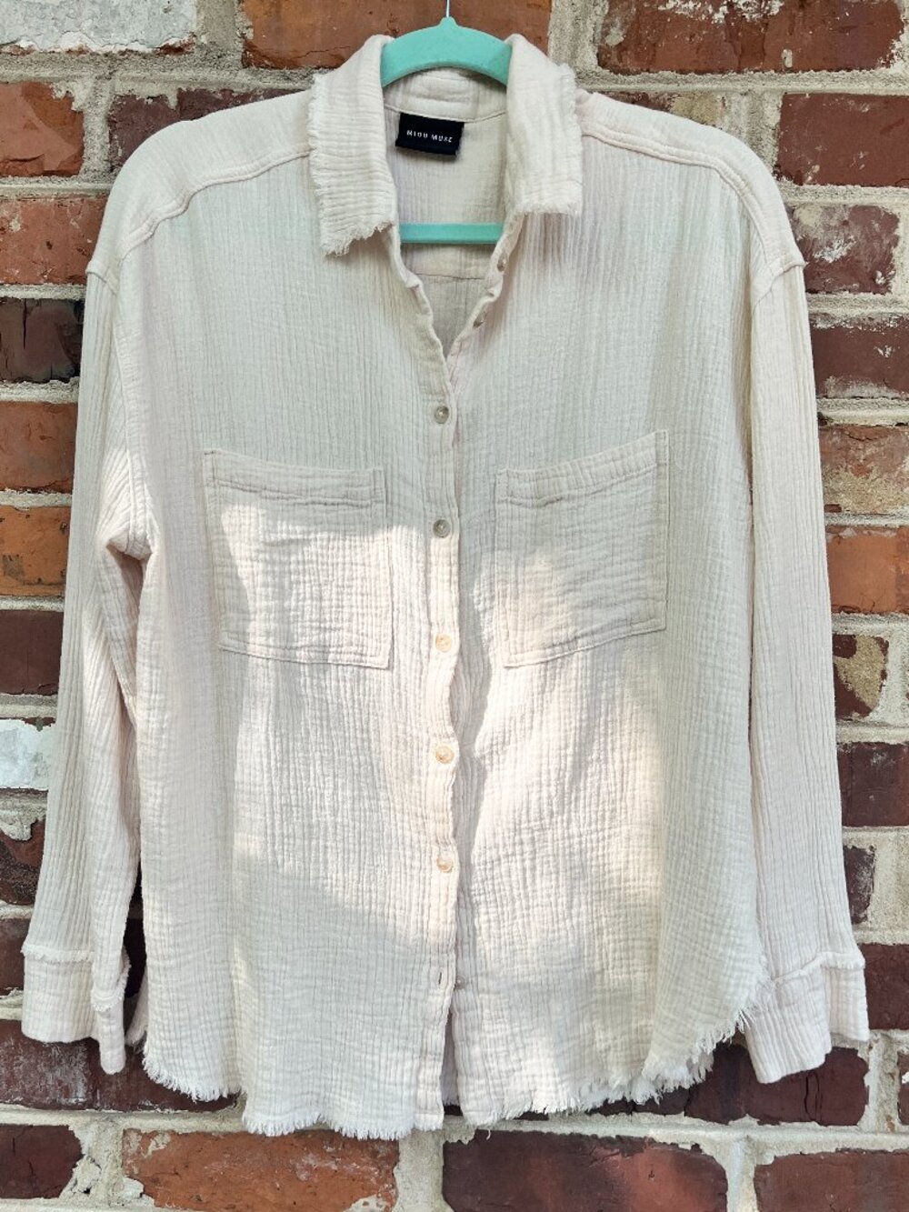 Miou Muse Effortless Blush/Pale Peach Button-Down Gauze Shirt Raw Hem M
